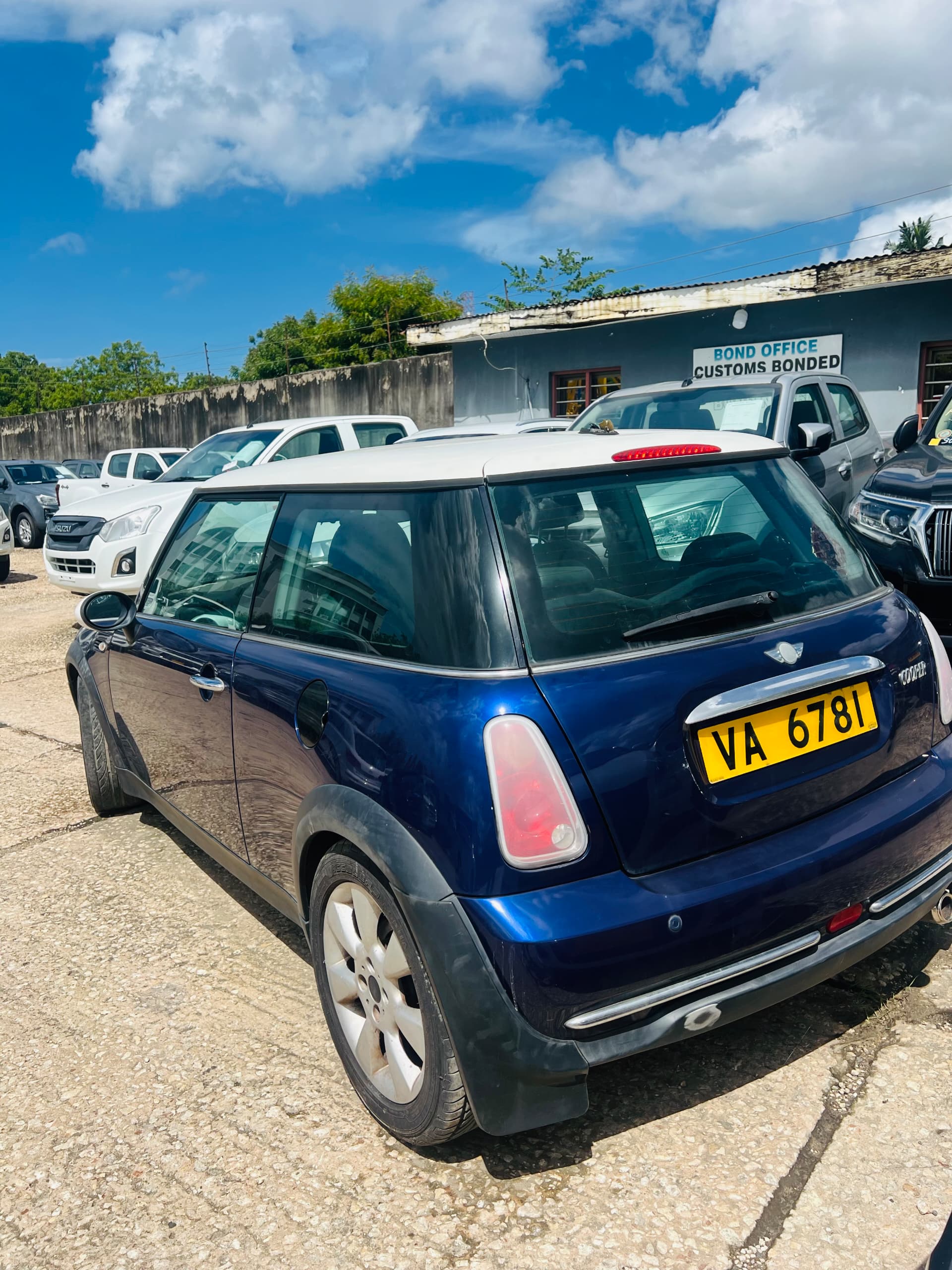 MIN COOPER MINI COOPER - Image 2