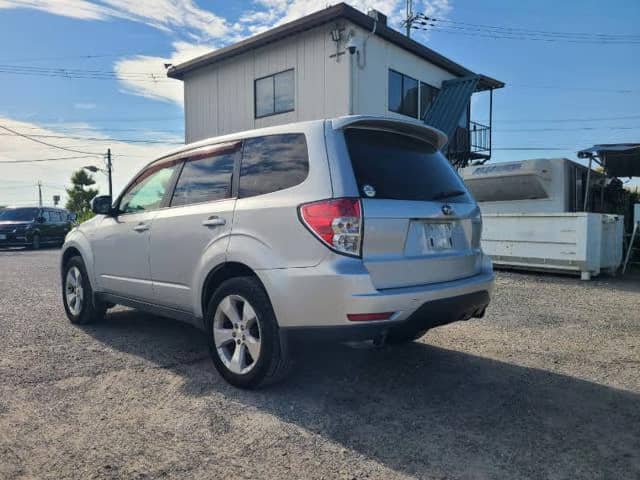 SUBARU SUBARU FORESTER