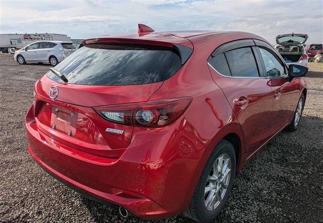 MAZDA MAZDA AXELA - Image 2