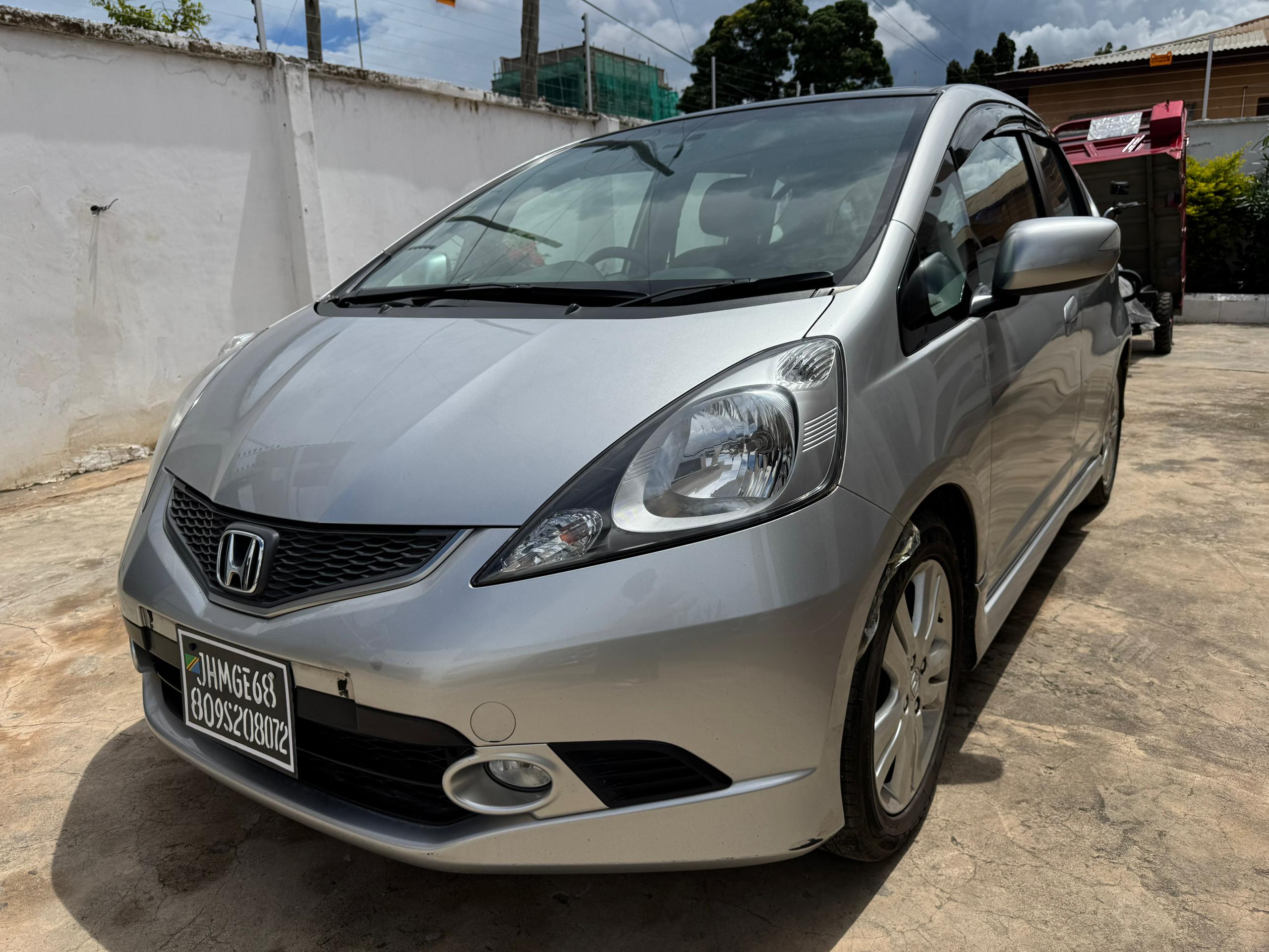 Honda HONDA - Image 1