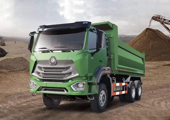 SINO TRUCK HOWO 371