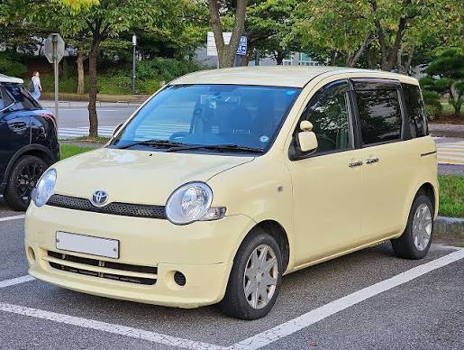 TOYOTA TOYOTA SIENTA